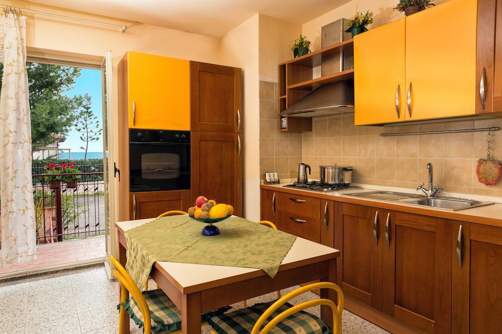 Casa Susanna Fondachello  Habitación foto